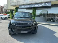 Usata Land Rover Defender SE 200 CV (147 kW) 2024 Nero SUV