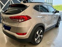 Usata Hyundai Tucson Edition 141 CV (103 kW) 2018 Grigio SUV
