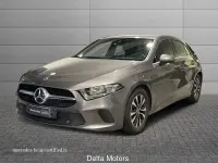 Usata Mercedes 180 Business 116 CV (85 kW) 2021 Grigio scuro metallizzato Berlina