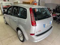Begagnad Ford C-MAX Titanium 90 HK (66 kW) 2010 Grå Minibuss