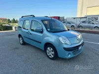 Usata Renault Kangoo Dynamique 106 CV (77 kW) 2008 Blu Monovolume