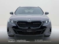 Usata BMW 540 M Sport 303 CV (222 kW) 2025 Sophisto grey Station wagon
