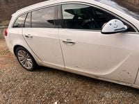 Usata Opel Insignia 160 CV (117 kW) 2012 Bianco Station wagon