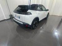 Usata Peugeot e-2008 GT 56 kW (77 CV) 2021 Bianco madreperla SUV