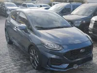 Usata Ford Fiesta Titanium 75 CV (55 kW) 2023 Blu Utilitaria