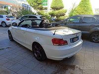 Usata BMW 118 143 CV (105 kW) 2010 Bianco Utilitaria