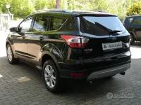 Usata Ford Kuga Titanium 150 CV (110 kW) 2018 Nero SUV