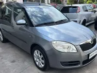 Usata Skoda Roomster Ambition 69 CV (50 kW) 2010 Grigio metallizzato Monovolume