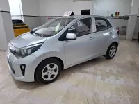 Usata Kia Picanto Style 67 CV (49 kW) 2022 Grigio Utilitaria