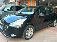 Usata Peugeot 208 Active 82 CV (60 kW) 2013 Nero Utilitaria
