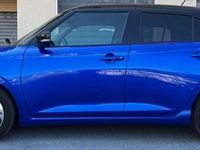 Usata Suzuki Swift 83 CV (61 kW) 2024 Blu oceania / tetto nero Utilitaria