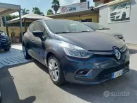 Usata Renault Clio V 75 CV (55 kW) 2020 Grigio Berlina