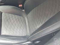 Usata Mercedes GLB200 150 CV (110 kW) 2020 Grigio SUV