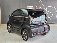 Usata XEV Yoyo 7 kW (10 CV) 2022 Nero Utilitaria