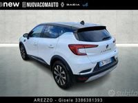 Usata Renault Captur Techno 145 CV (106 kW) 2023 Bianco SUV