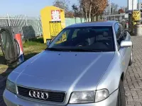 Usata Audi A4 110 CV (80 kW) 1997 Argento Berlina