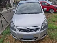 Usata Opel Zafira 110 CV (80 kW) 2012 Grigio Monovolume