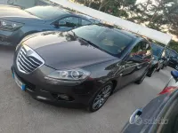 Usata Lancia Delta Platinum 120 CV (88 kW) 2011 Grigio Utilitaria