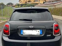 Usata Mini ONE 75 CV (55 kW) 2019 Nero Utilitaria