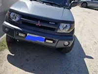Usata Mitsubishi Pajero 120 CV (88 kW) 2000 Grigio SUV