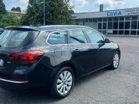 Usata Opel Astra 82 CV (60 kW) 2014 Nero Station wagon