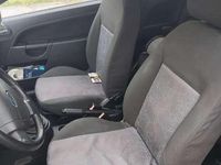 Usata Ford Fiesta Titanium 75 CV (55 kW) 2008 Grigio Utilitaria