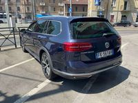 Usata VW Passat Alltrack 190 CV (139 kW) 2017 Blu/azzurro Station wagon