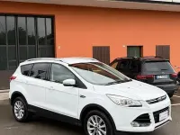 Usata Ford Kuga Titanium 120 CV (88 kW) 2015 Bianco SUV