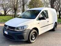 Usata VW Caddy Business+ 102 CV (75 kW) 2019 Bianco candy pastello Monovolume