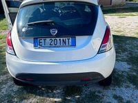 Usata Lancia Ypsilon Gold 80 CV (58 kW) 2014 Bianco Utilitaria