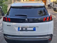 Usata Peugeot 3008 Active 120 CV (88 kW) 2018 Bianco SUV