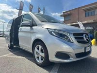 Usata Mercedes V200 136 CV (100 kW) 2018 Argento Monovolume