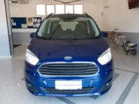 Usata Ford Tourneo Courier Titanium 74 CV (54 kW) 2015 Marrone Monovolume