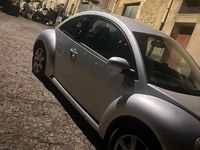 Usata VW Beetle 102 CV (75 kW) 2003 Grigio Utilitaria