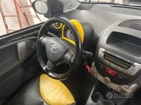 Usata Toyota Aygo 67 CV (49 kW) 2009 Nero Utilitaria