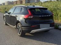 Usata Volvo V40 CC 120 CV (88 kW) 2018 Nero Station wagon