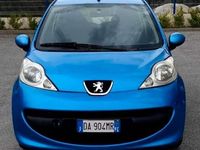 Usata Peugeot 107 68 CV (50 kW) 2006 Blu/azzurro Utilitaria