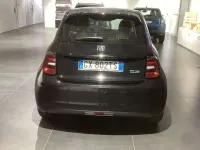 Usata Fiat 500e 86 kW (118 CV) 2025 Nero Berlina