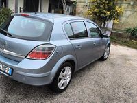 Usata Opel Astra 115 CV (84 kW) 2009 Grigio Berlina