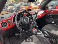 Usata VW Beetle Cabriolet Sportline 160 CV (117 kW) 2013 Rosso Cabrio