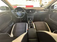 Usata VW T-Roc R-line 116 CV (85 kW) 2019 Nero SUV