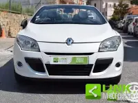 Usata Renault Mégane III 110 CV (80 kW) 2011 Bianco Utilitaria