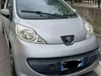 Usata Peugeot 107 68 CV (50 kW) 2006 Grigio Utilitaria
