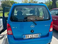 Usata Opel Agila 75 CV (55 kW) 2001 Blu Monovolume