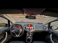 Usata Ford Fiesta 68 CV (50 kW) 2011 Nero Utilitaria