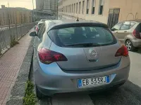 Usata Opel Astra Cosmo 110 CV (80 kW) 2010 Berlina