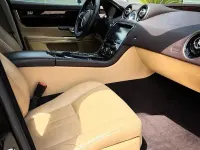 Usata Jaguar XJ 275 CV (202 kW) 2010 Nero Berlina