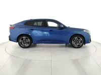 Nuova BMW iX2 M Sport 67 kW (92 CV) 2026 Blu SUV