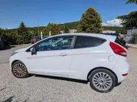 Usata Ford Fiesta Titanium 82 CV (60 kW) 2009 Bianco Berlina