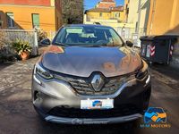 Usata Renault Captur Life 101 CV (74 kW) 2020 Grigio SUV